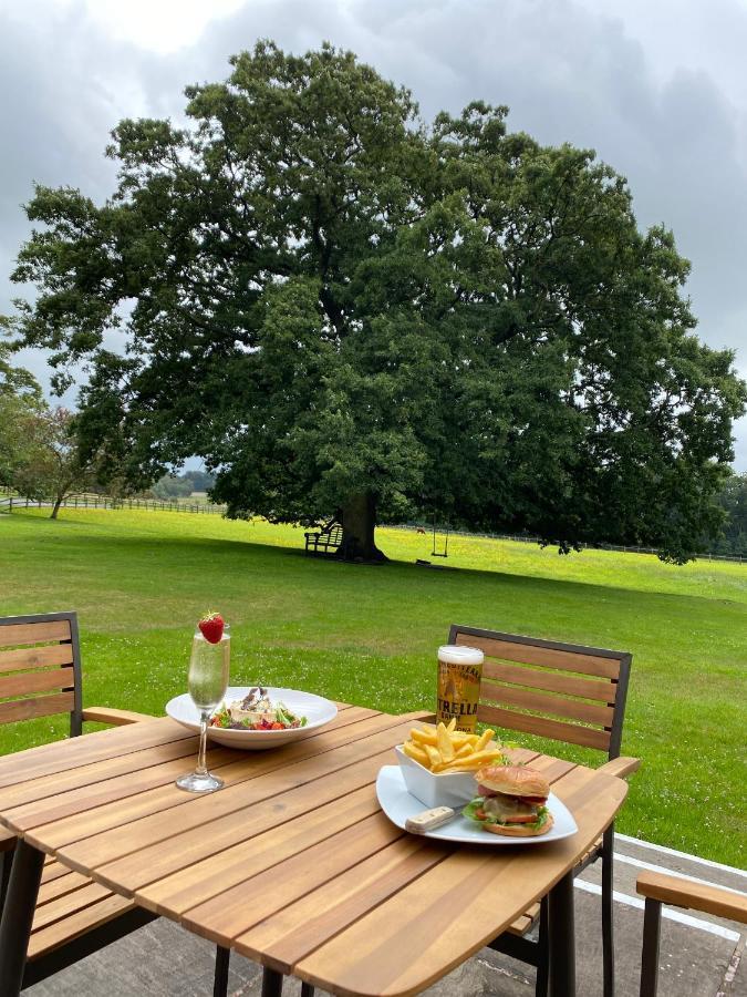 Singleton Lodge Country House Hotel Poulton-le-Fylde Bagian luar foto