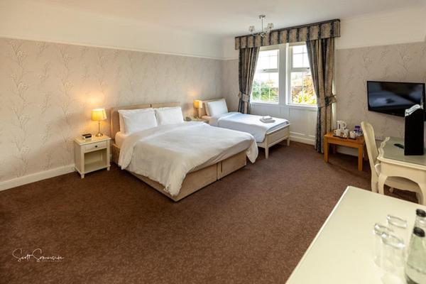 Singleton Lodge Country House Hotel Poulton-le-Fylde Bagian luar foto