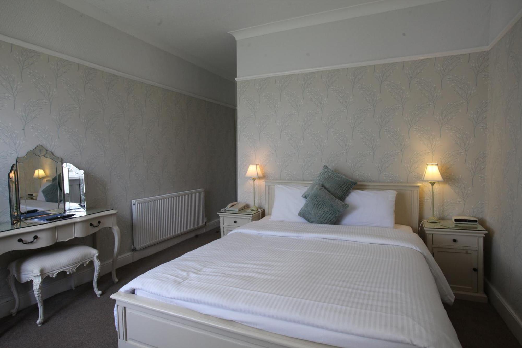 Singleton Lodge Country House Hotel Poulton-le-Fylde Bagian luar foto