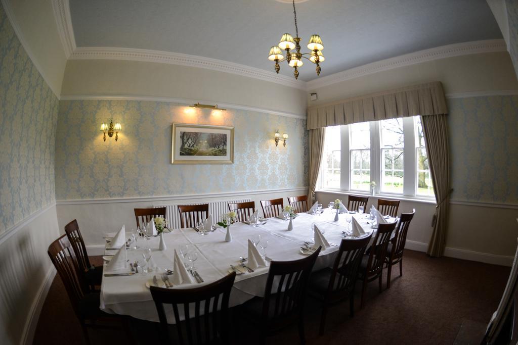 Singleton Lodge Country House Hotel Poulton-le-Fylde Bagian luar foto